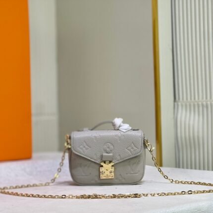 LV M81390 DBL09-3